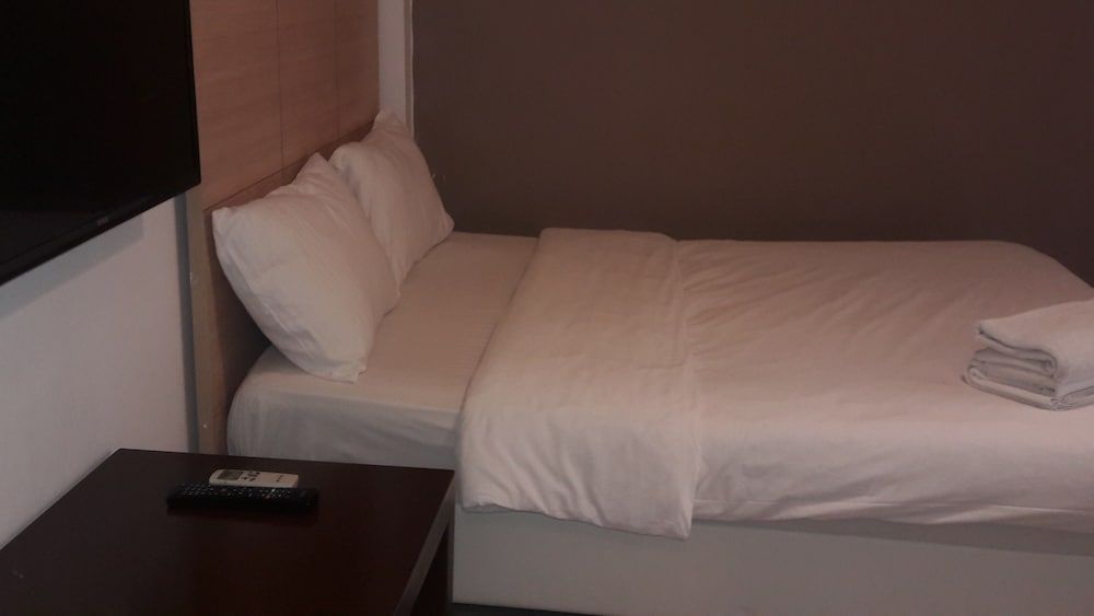 Hotel Liva Suite Mini Studio Apartment 9