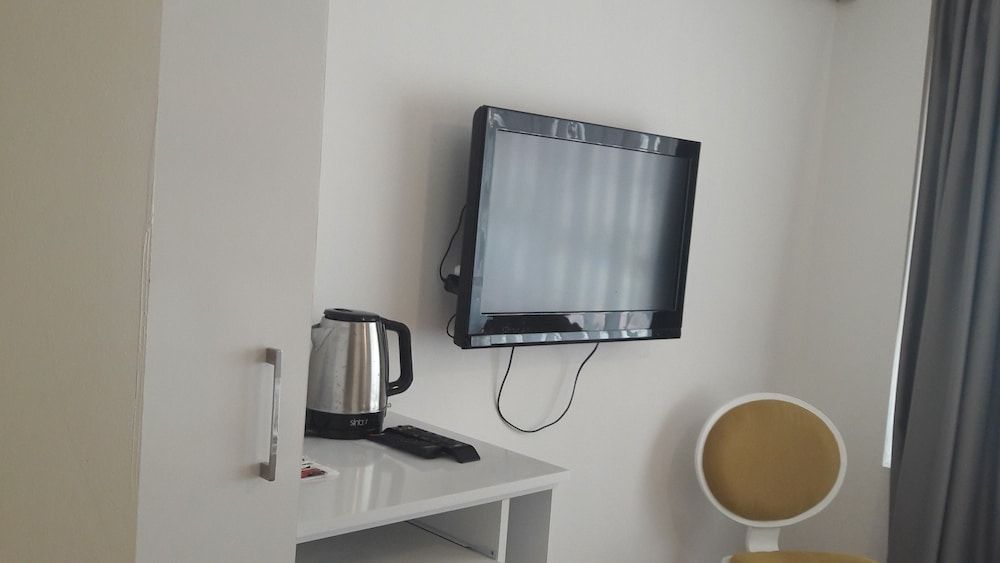 Hotel Liva Suite Standard Room, Smoking 12