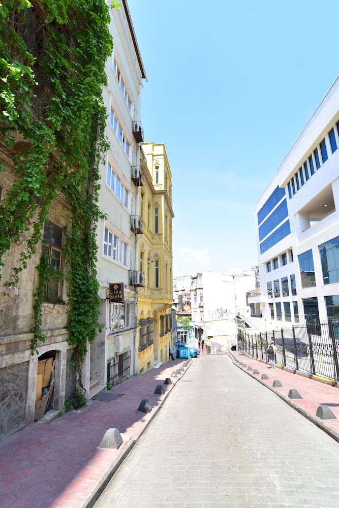 undefined Hotel Liva Suite 3