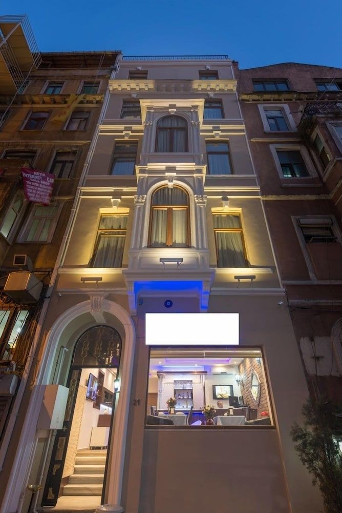 undefined Taxim Marin Hotel 6