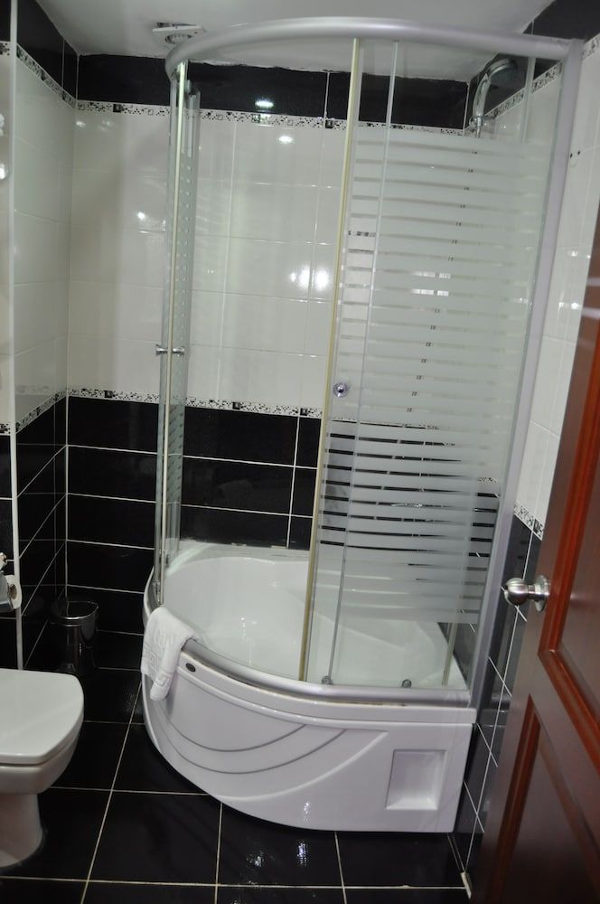 Basileus Hotel Family Room 4