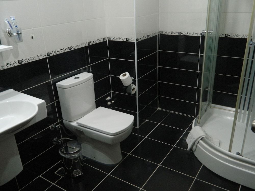 Basileus Hotel Economy Double Room, 1 Double Bed (Entrance Floor) 4