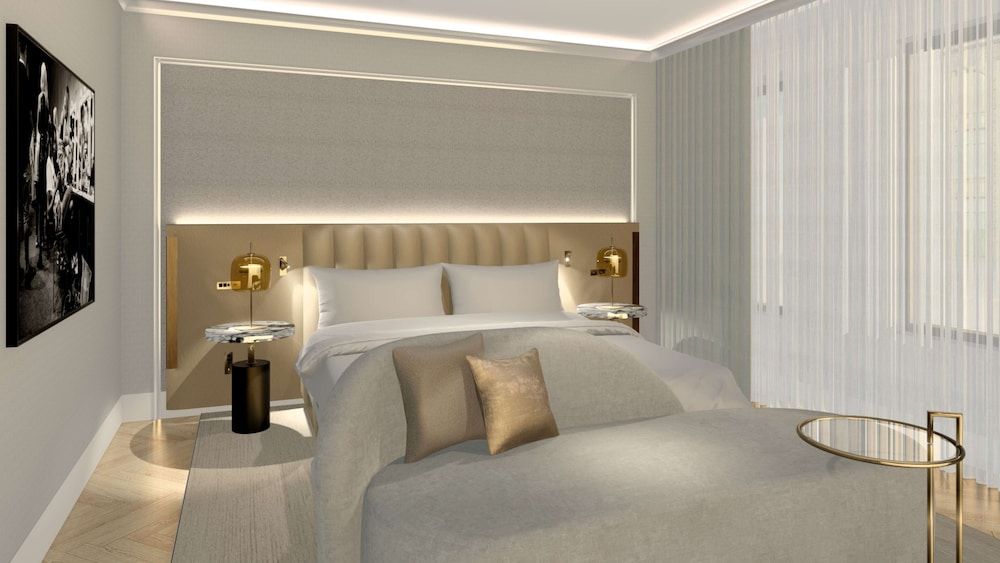 undefined Vogue Hotel Montreal Downtown, Curio Collection by Hilton 3