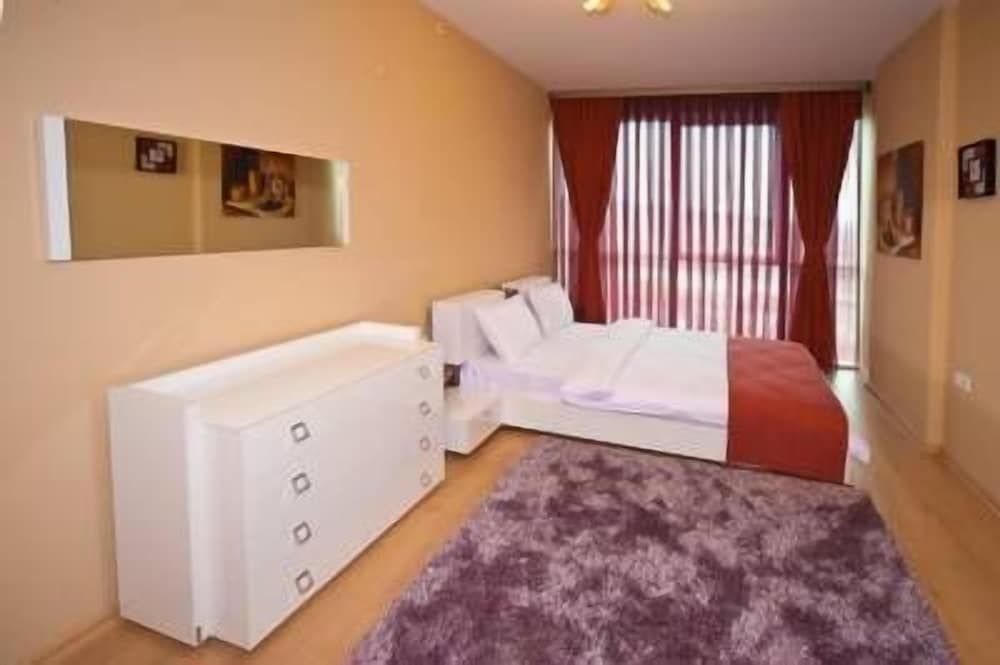 Ekinci Residence Business Room, 1 King Bed with Sofa bed 2