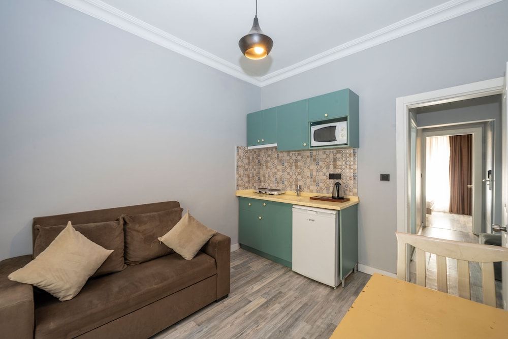 Cirrus Suites Studio Suite, 1 Bedroom (Sofabed) 8