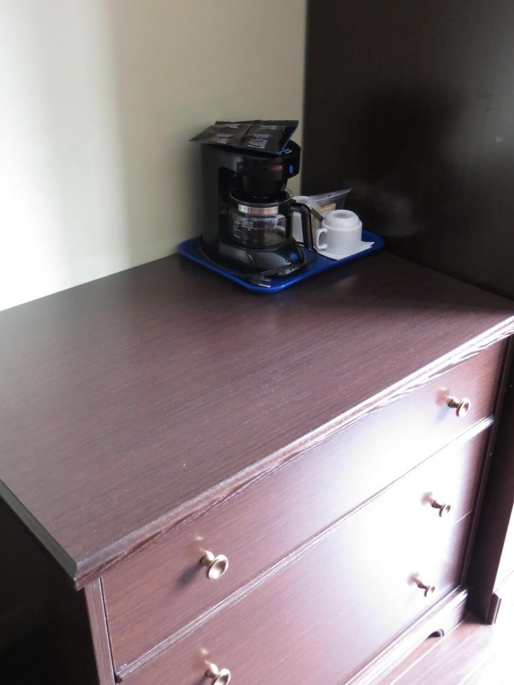 Hôtel Le Voyageur de Québec Classic Room, 2 Queen Beds, Pets Allowed 7