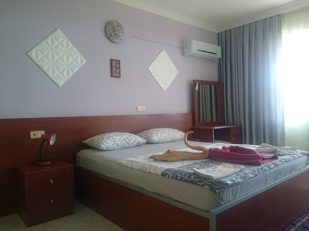 Hotel Grun Double or Twin Room 13