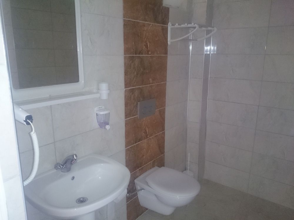 Hotel Grun Triple Room 8