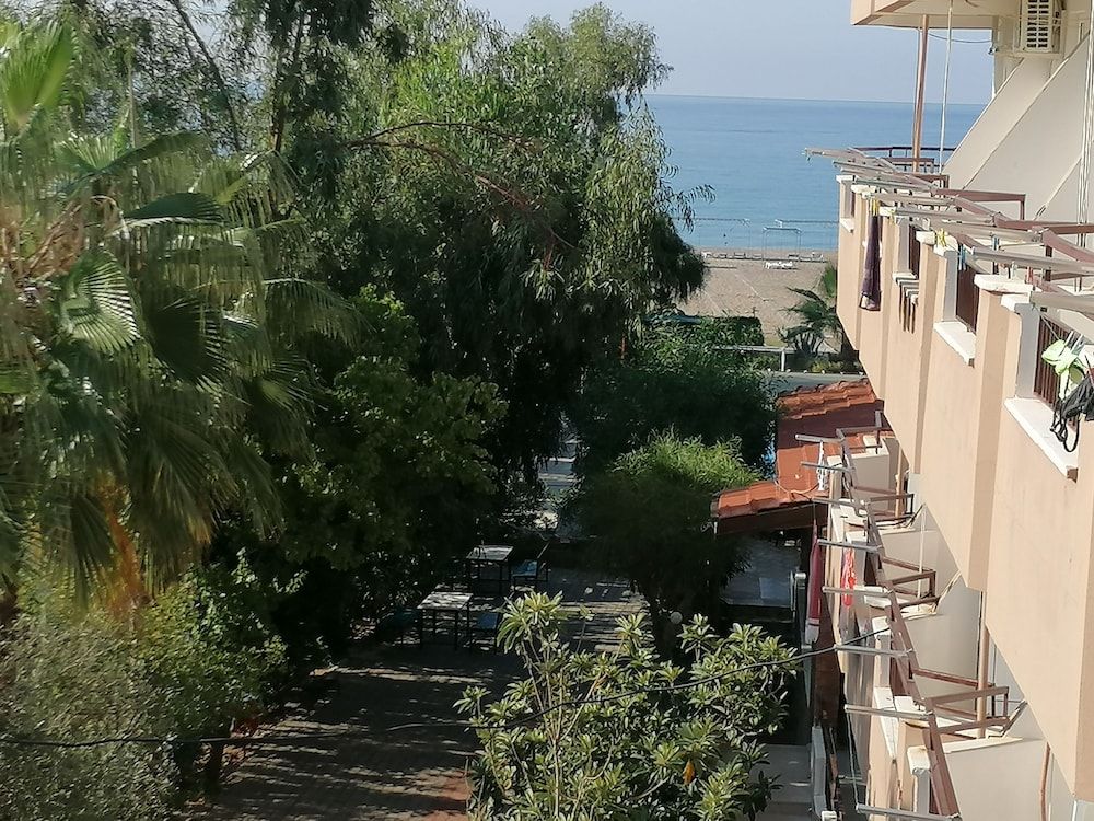 Hotel Grun Single Room 4