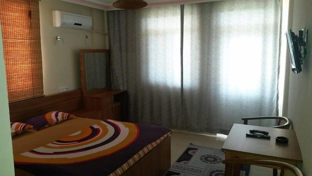 Hotel Grun Double or Twin Room 8