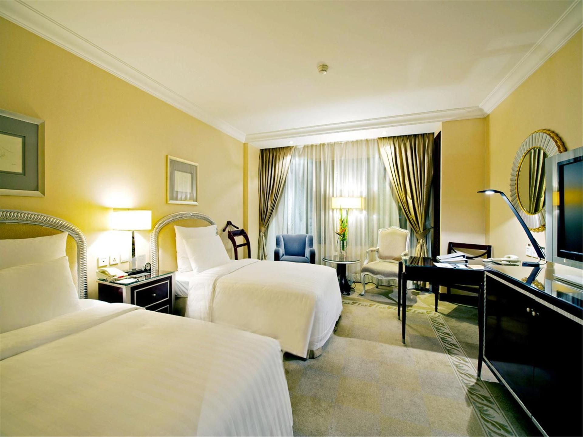 The Kunlun Beijing Deluxe Twin Room