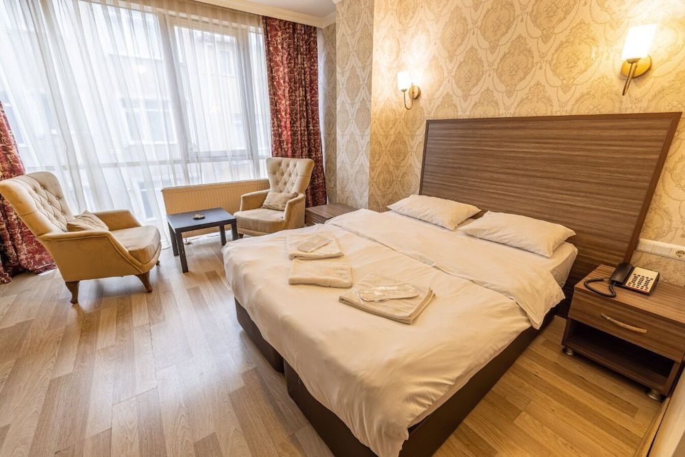 Blue Otel Deluxe Room 6