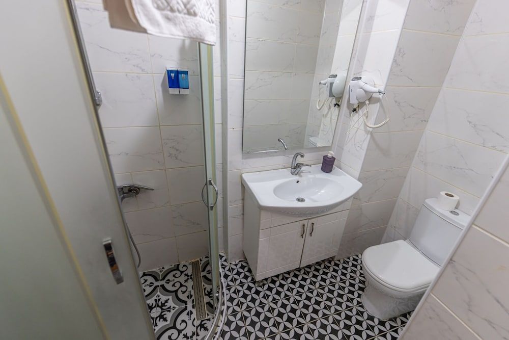 Blue Otel Deluxe Room 11