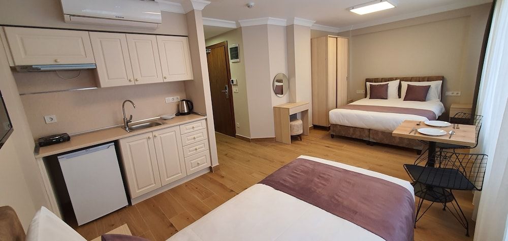 Deluxe Family Apart with Sea View Annexe