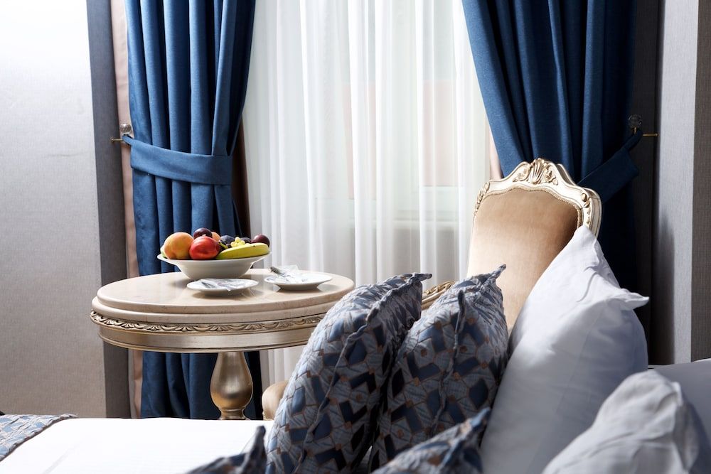 Aspen Hotel Istanbul Economy Double or Twin Room 7