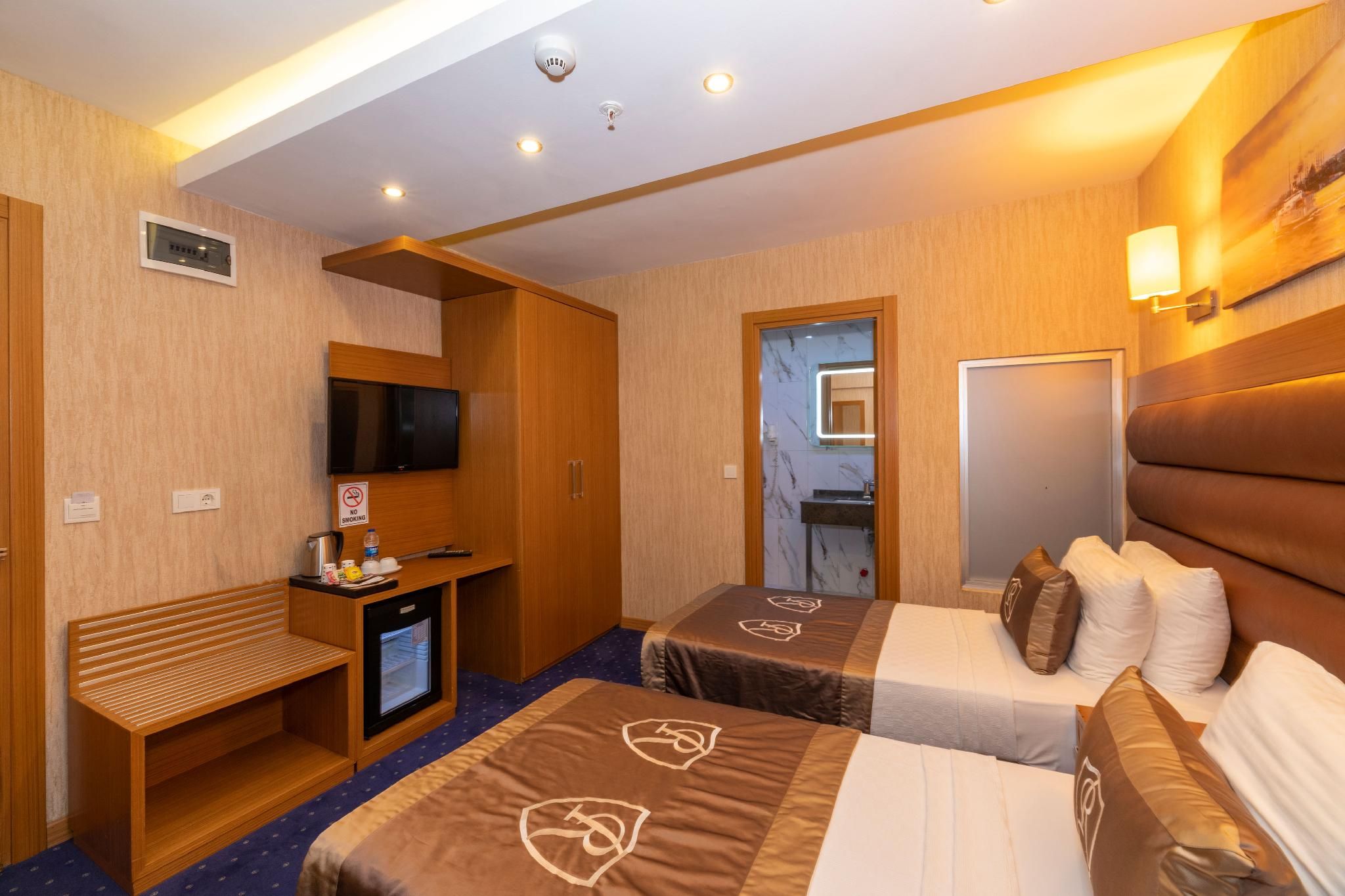 undefined Regno Hotel 9