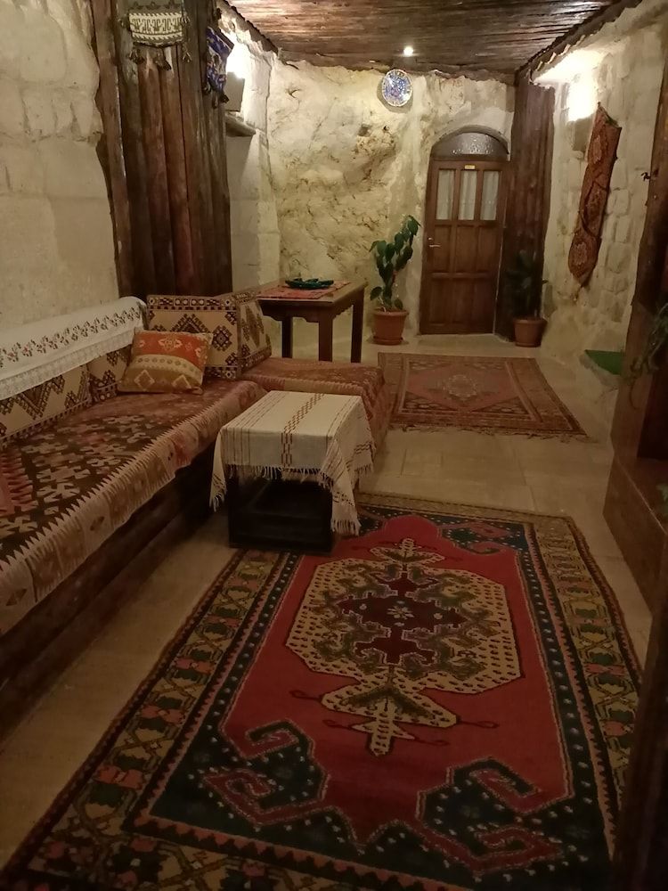 Naturels Cave House Comfort Room 15