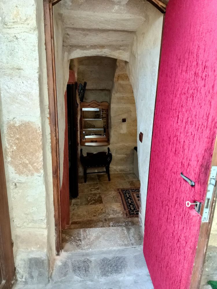 Naturels Cave House Economy Double Room (Stone) 3