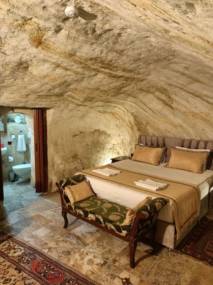 undefined Naturels Cave House 9