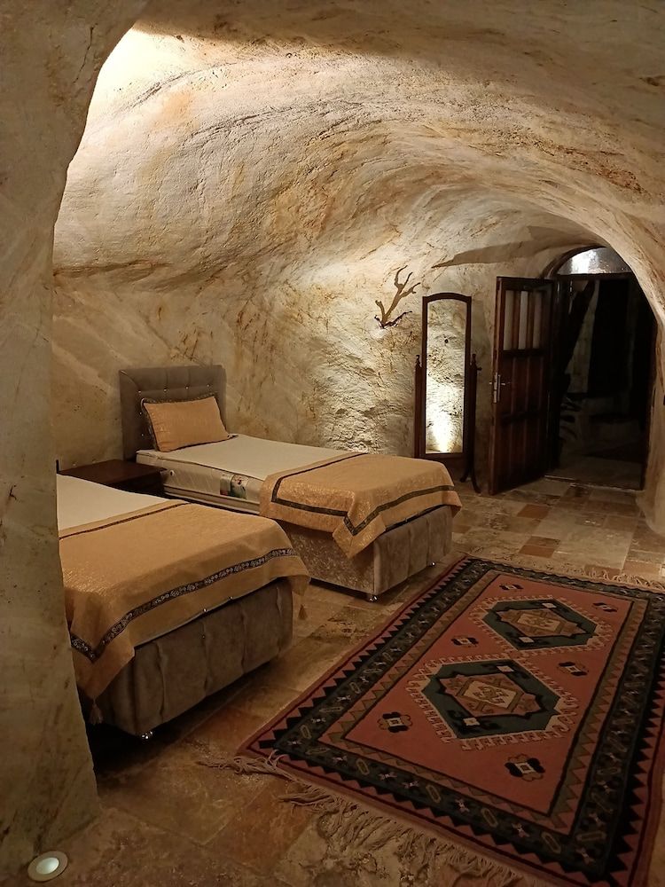 Naturels Cave House Comfort Room 6