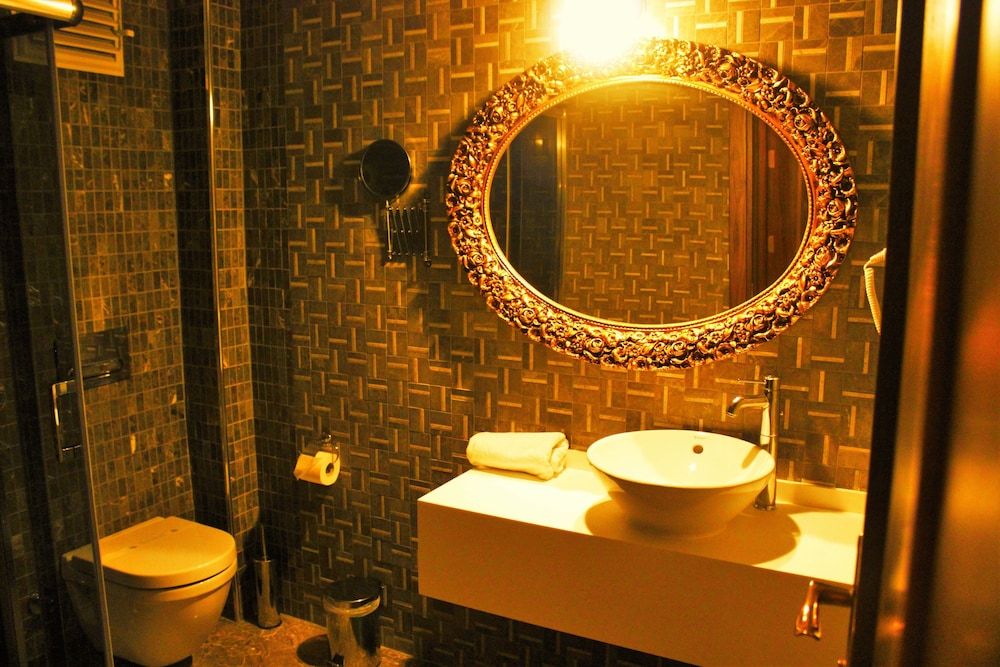 Vendome Hotel Business Room Rooftop 2