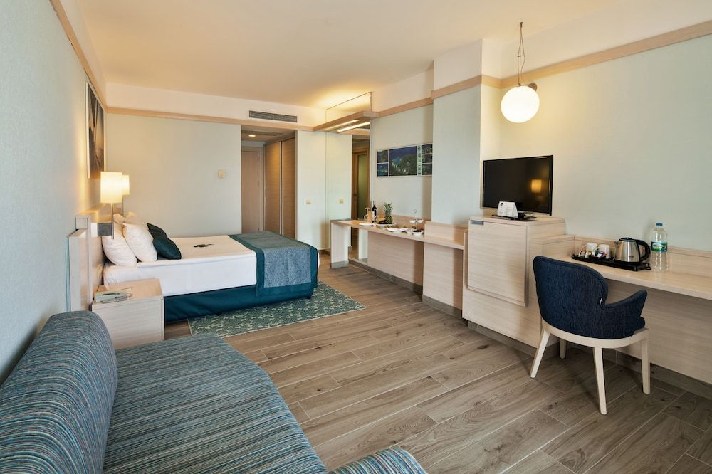 La Blanche Resort & SPA - All Inclusive Standard Room, City View 2