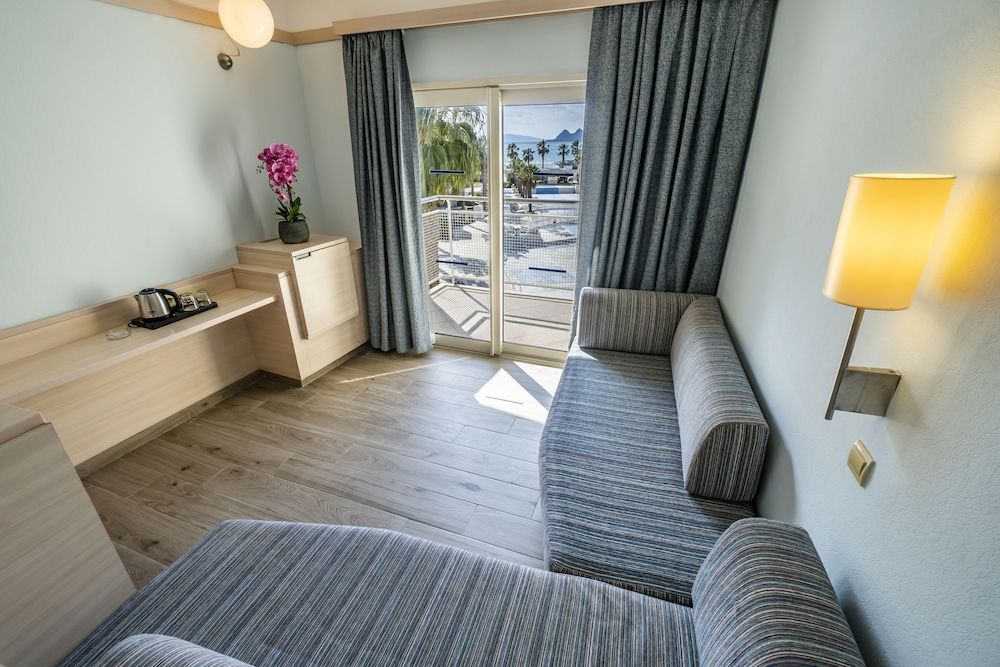 La Blanche Resort & SPA - All Inclusive Superior Room, Pool View 15