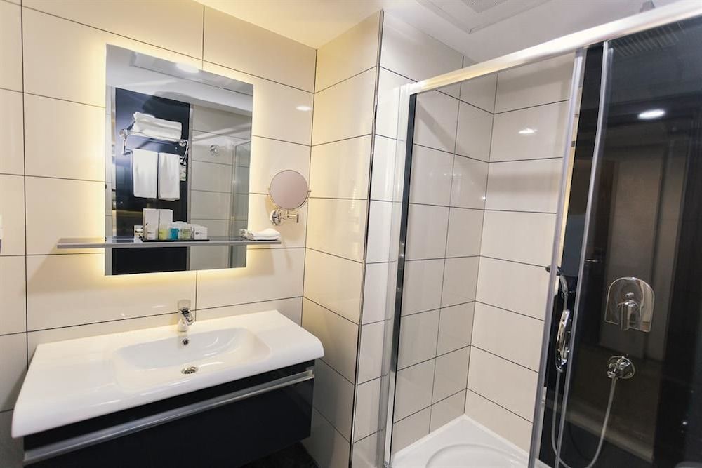 Fesa Business Hotel Suite 4