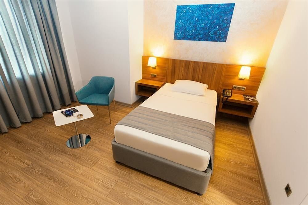 Fesa Business Hotel Standard Room 5