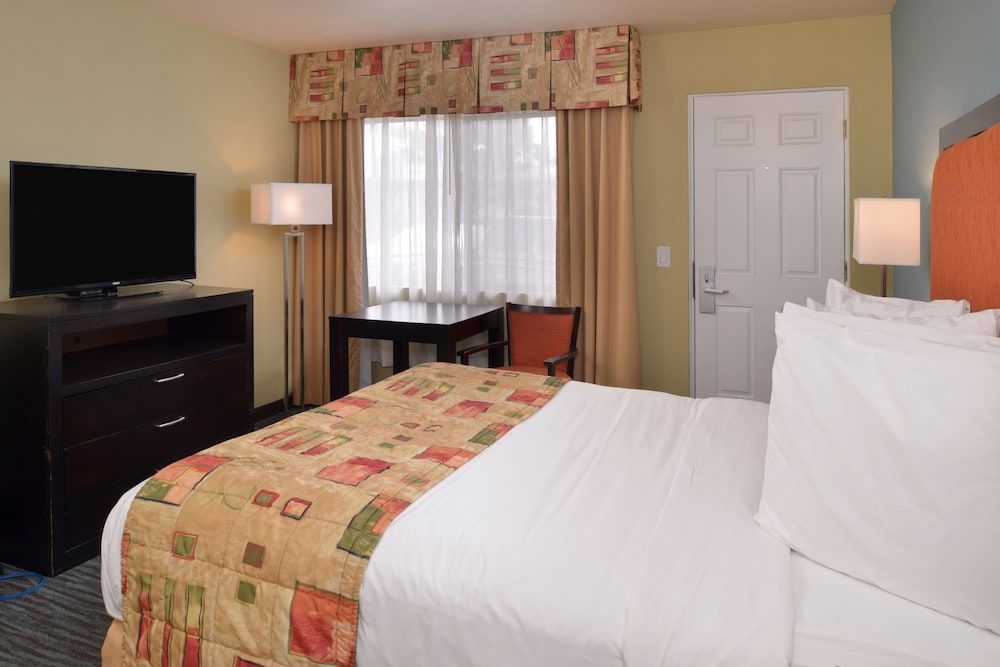 Bay View Inn Standard Room, 1 Queen Bed 5