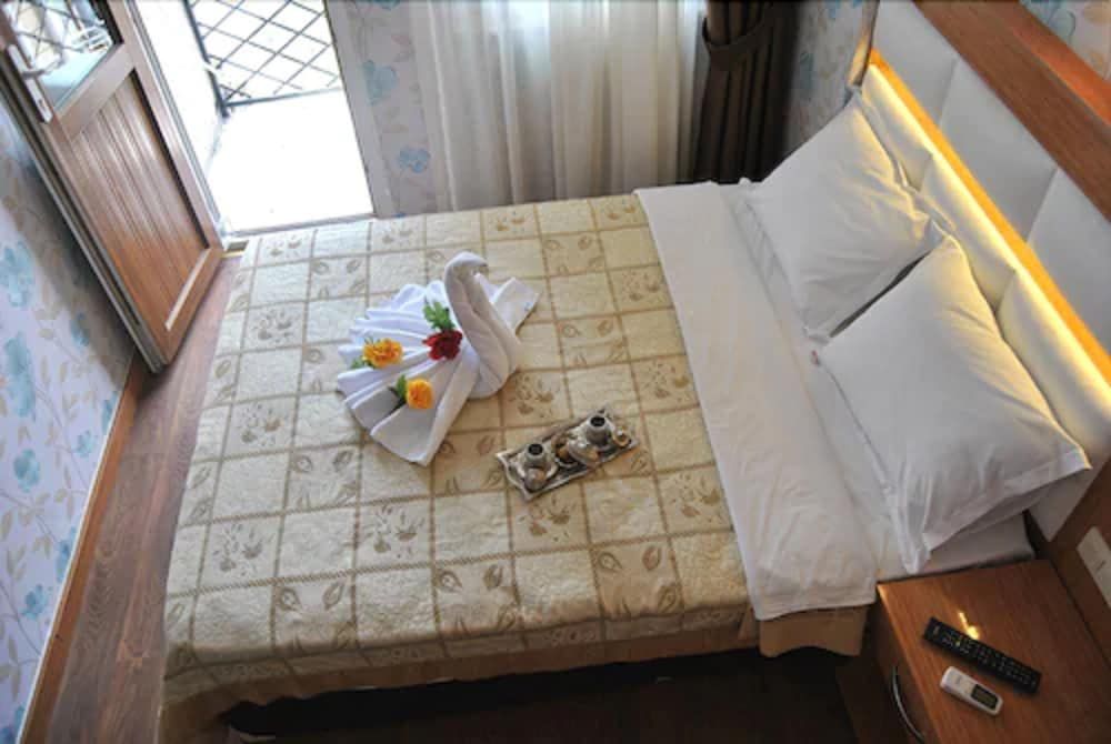 undefined Hotel Star Park 8