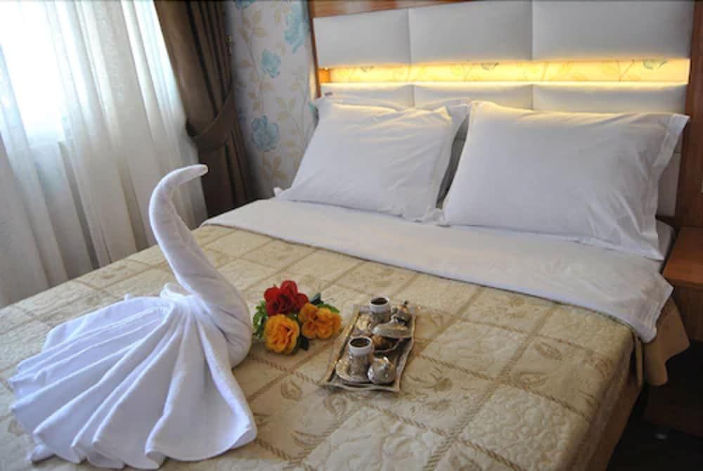 undefined Hotel Star Park