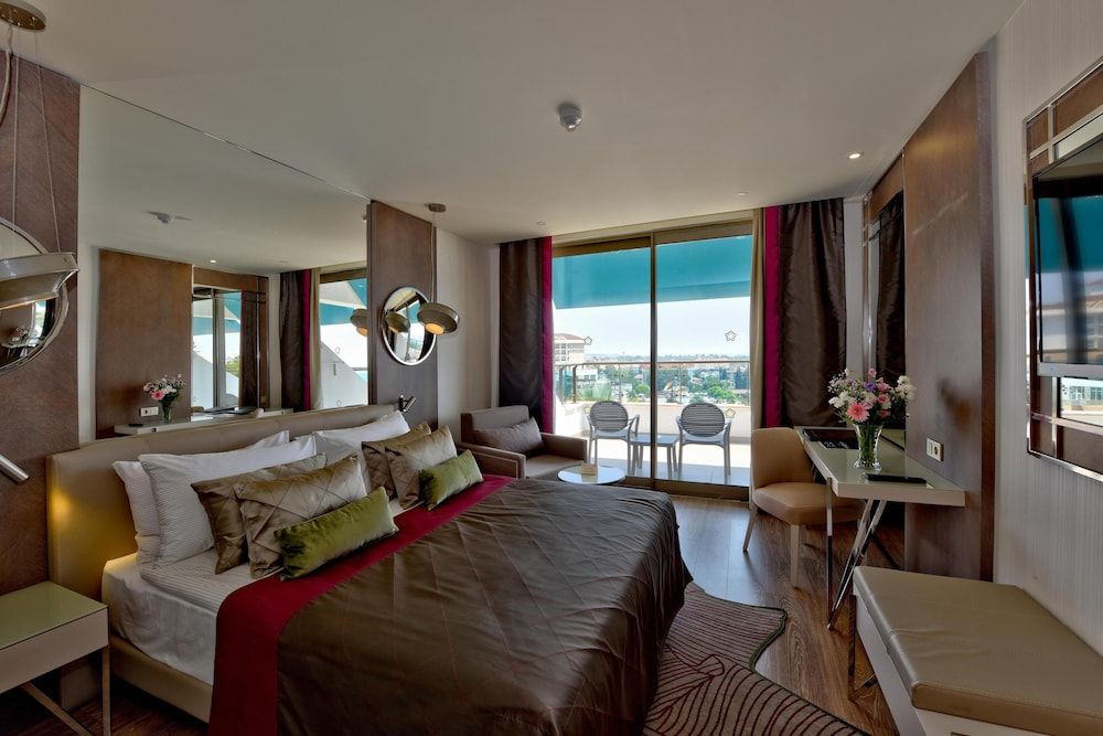 Side Star Elegance Hotel - Ultra All Inclusive Family Room, 2 Bedrooms, Pool View