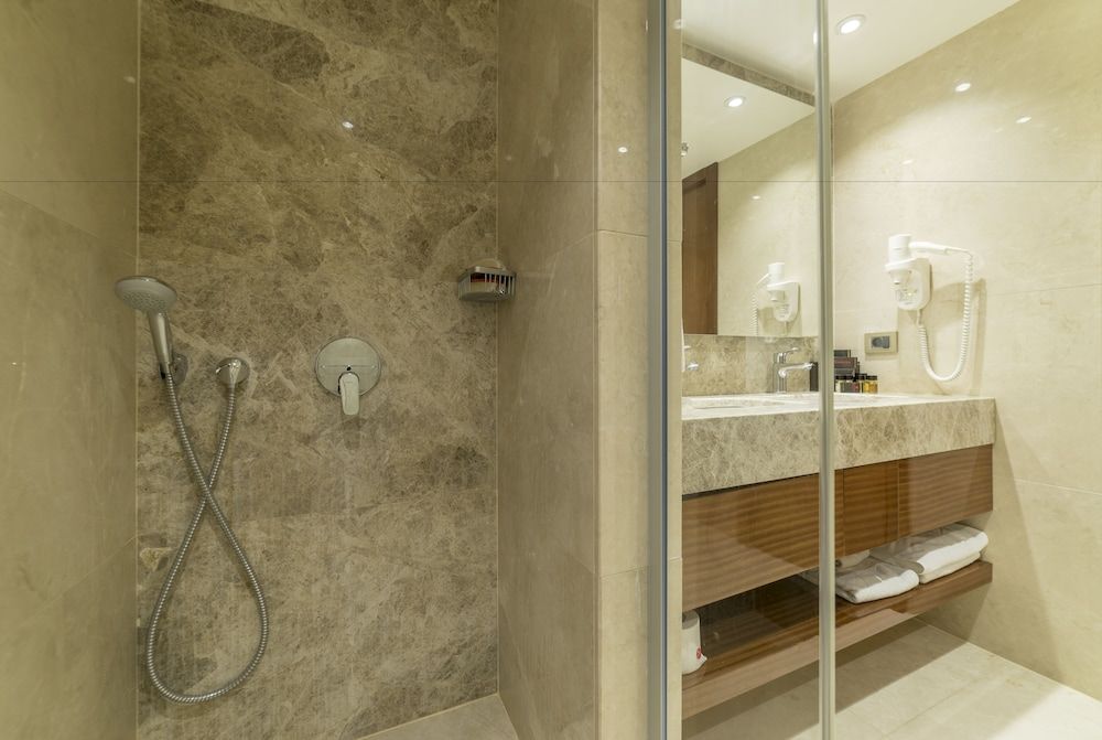 Superior Room, Partial Sea View