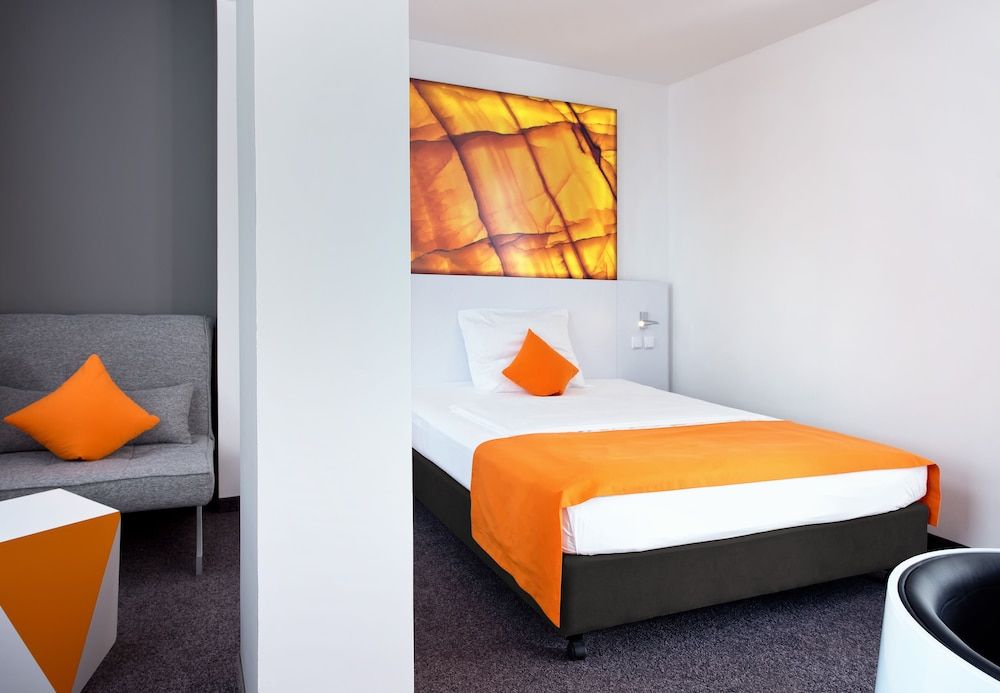 Wyndham Garden Düsseldorf City Centre Königsallee Standard Double Room