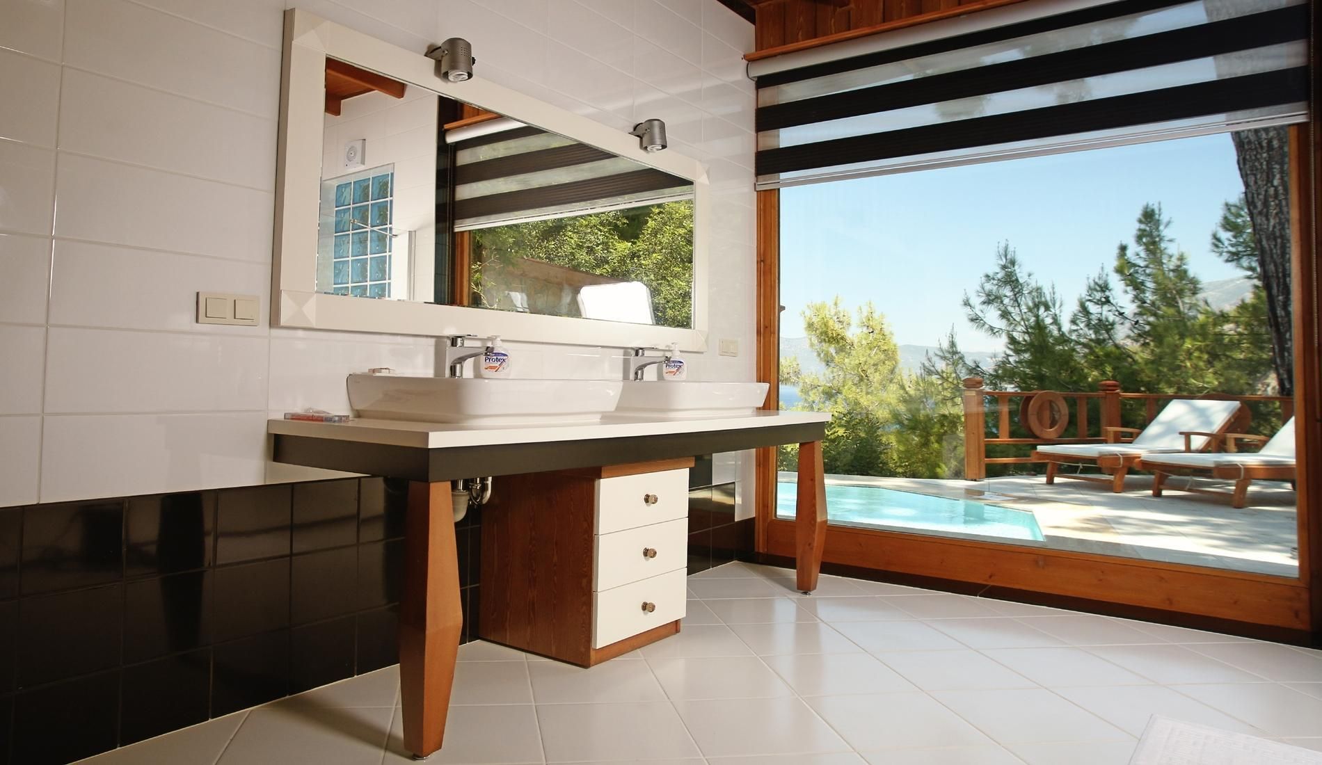 Sultan Suite