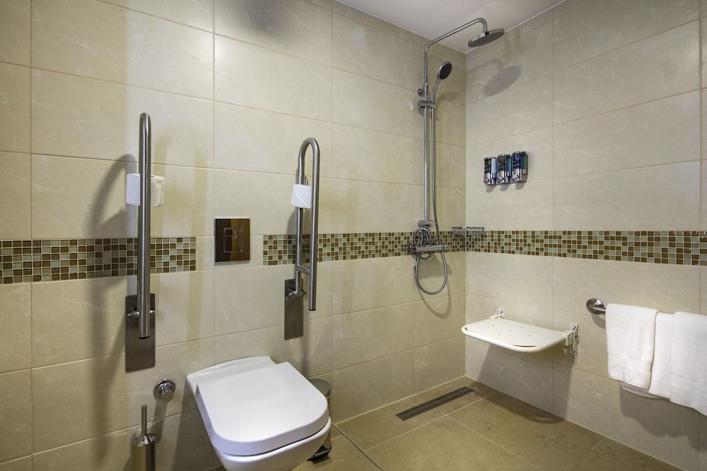 undefined Hampton by Hilton Istanbul Atakoy 7