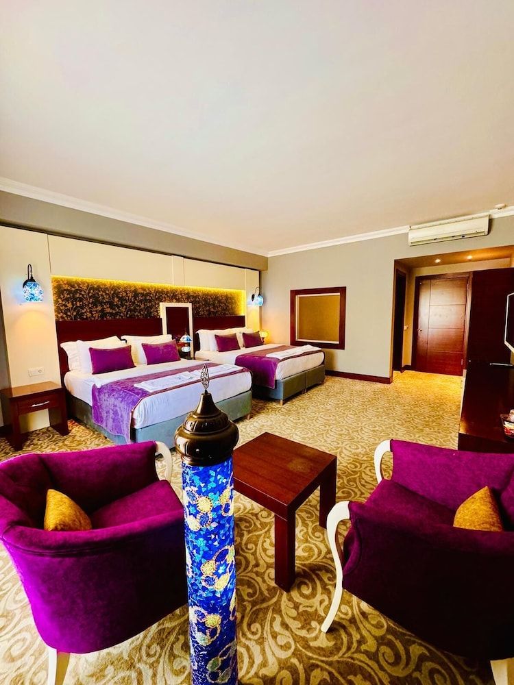 Pamukkale White Heaven Suite Hotel Deluxe Quadruple Room, 1 Bedroom, Non Smoking 2