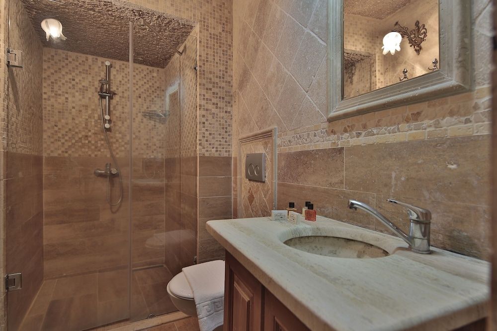 Shoestring Cave House Standart Room 15