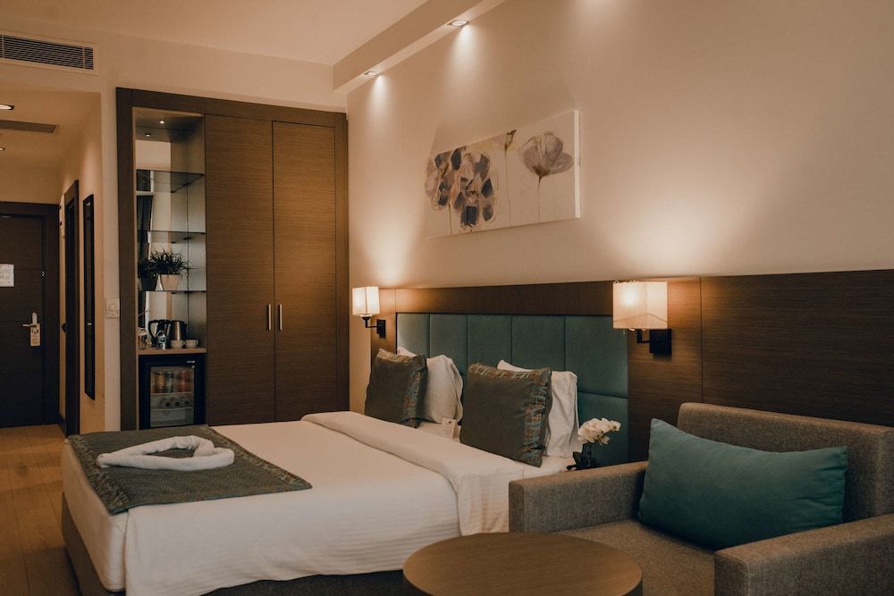 Hilly Hotel Standard Room 3