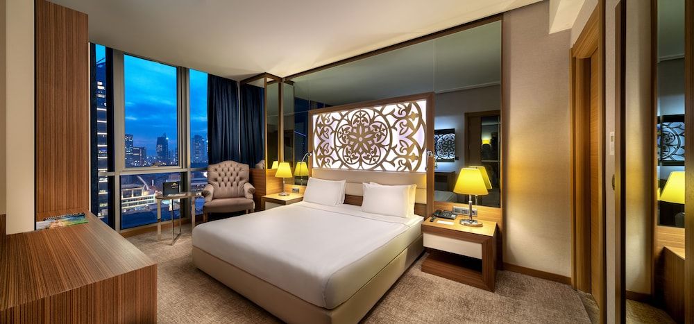 Executive Suite, 1 King Bed