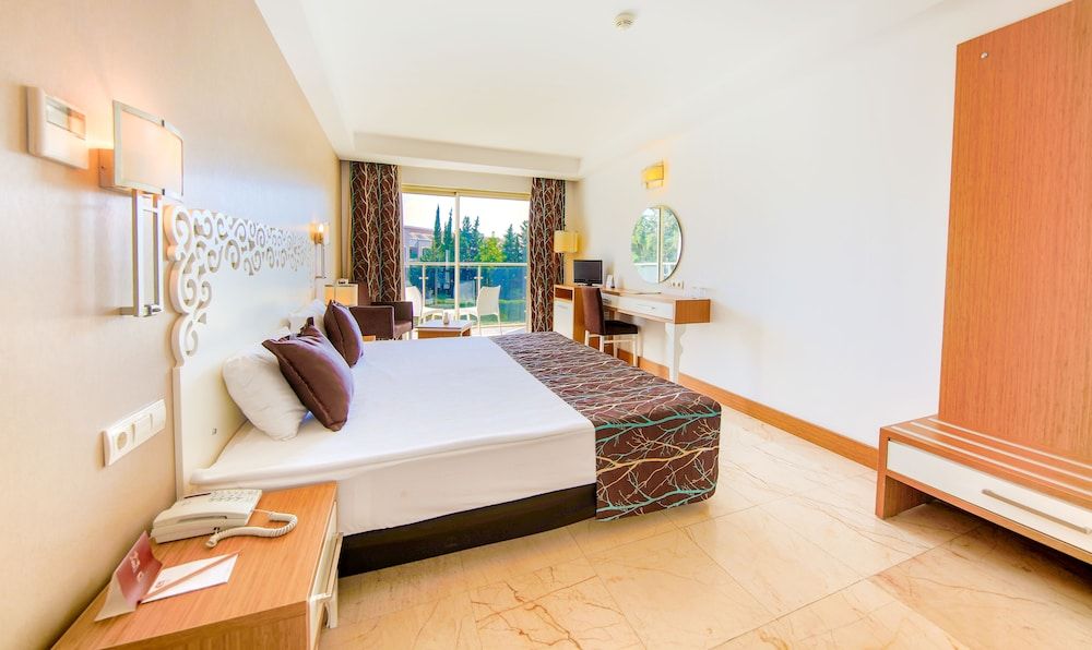 Standard Room, Balcony, Garden View