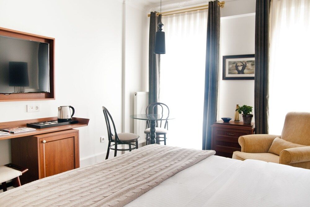 undefined Cozy Flats 3