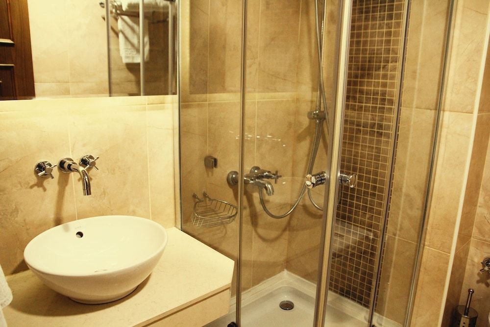 Hotel Ney Triple Room 7