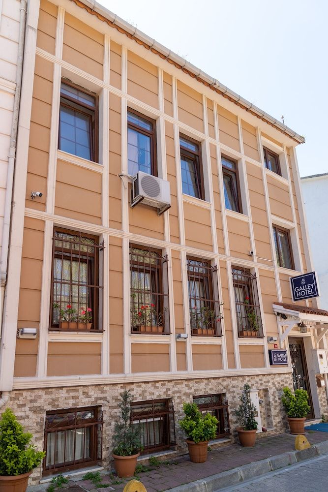 undefined Galley Hotel 3