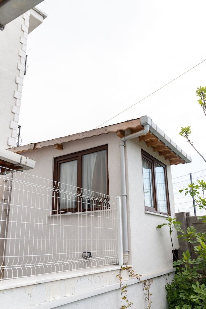 undefined Galley Hotel 10