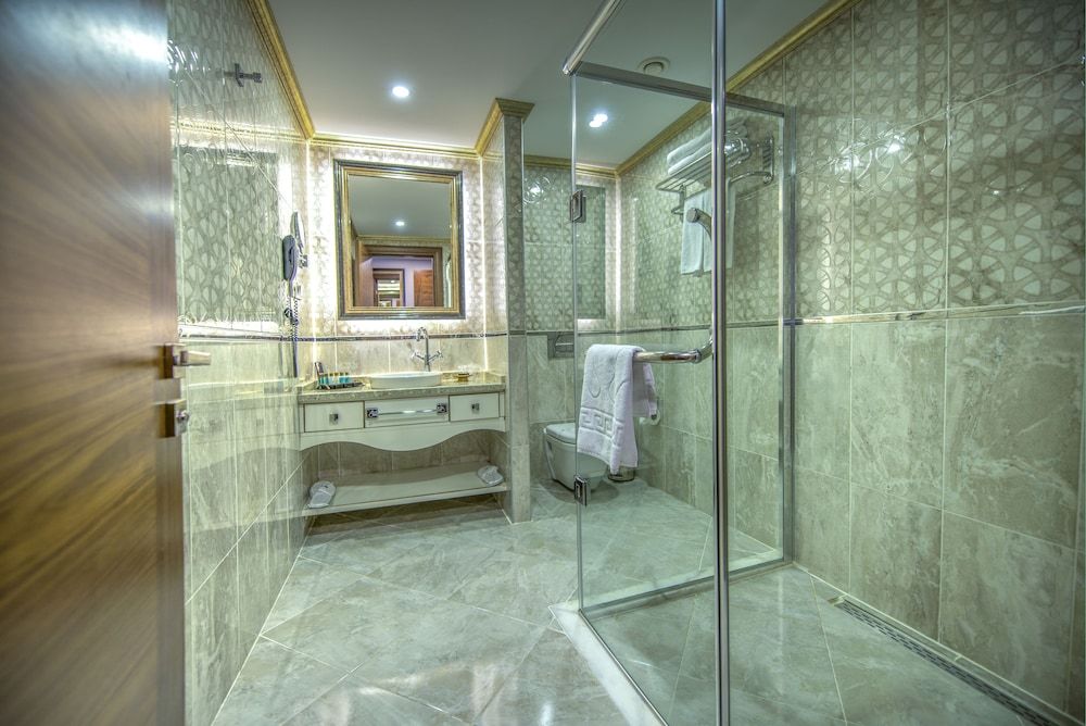 Babillon Hotel Spa & Restaurant Deluxe Room, Sea View 5