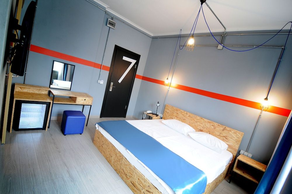 Taksim Safe House Deluxe Double or Twin Room, 1 Bedroom 2
