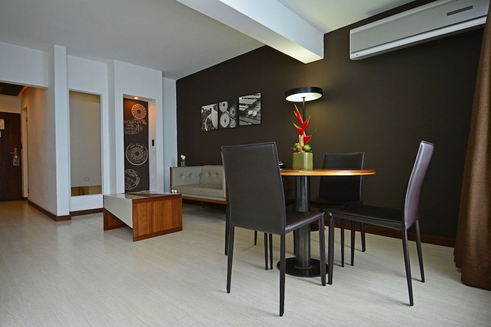 undefined Auténtico Hotel 8