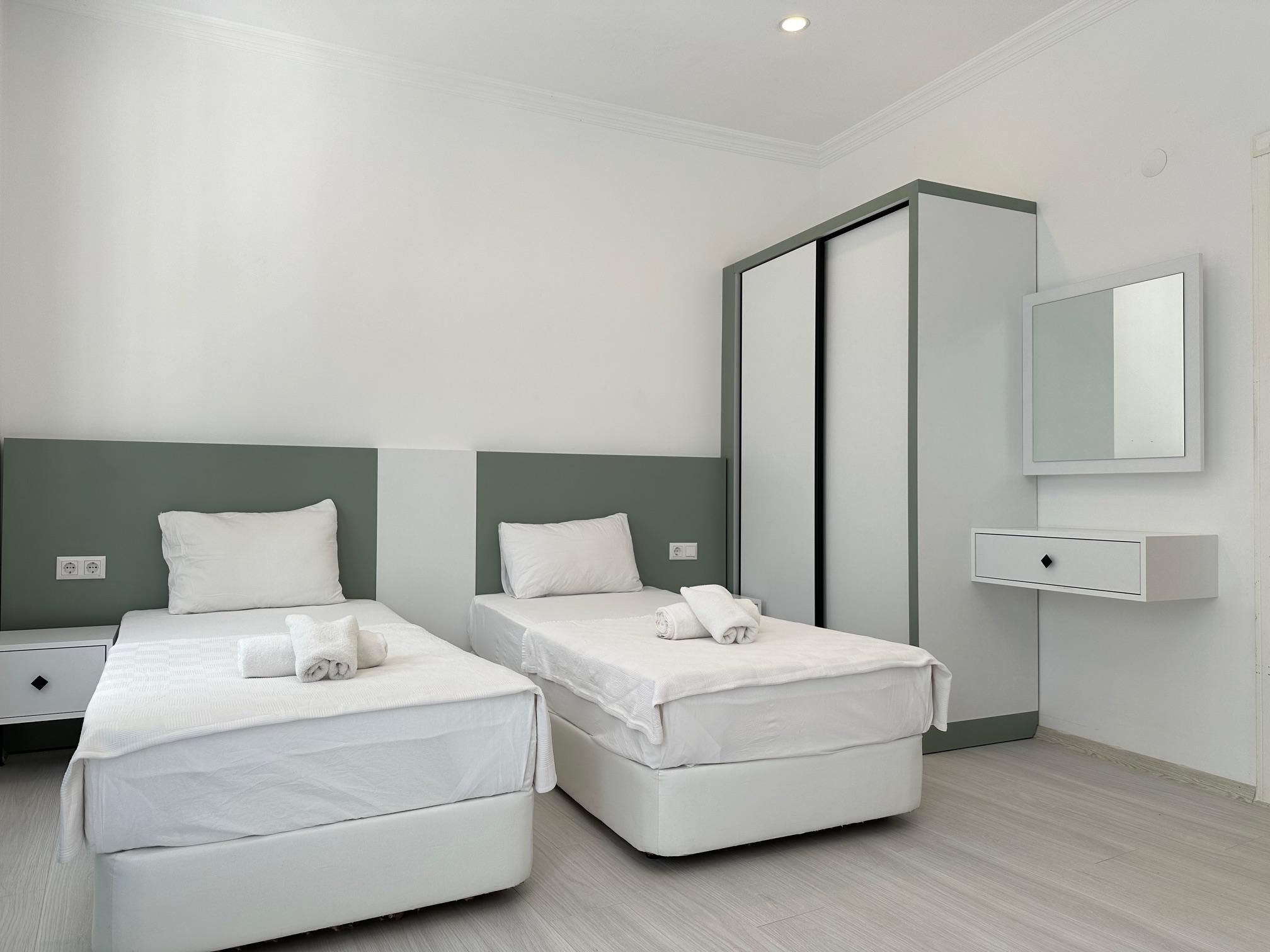 Standard 2 Beds